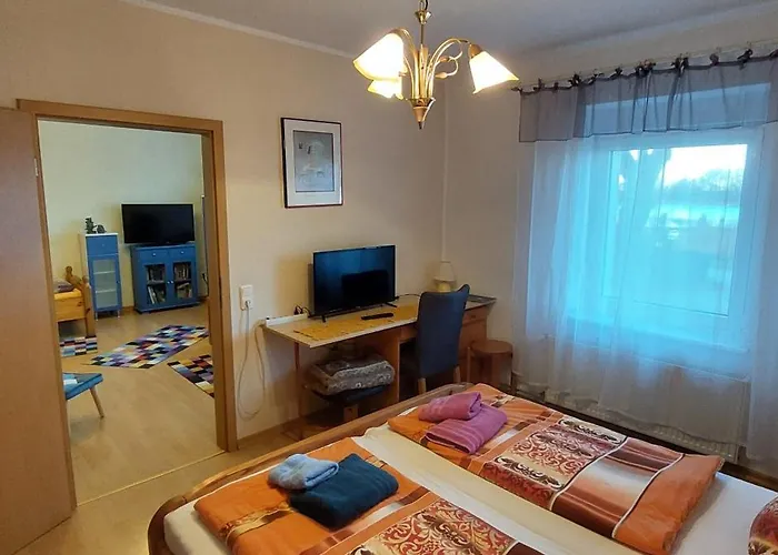 - Wohnung- Havelblick بيت للعطل *